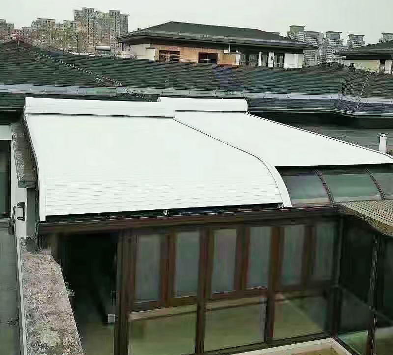 外遮阳卷帘窗
