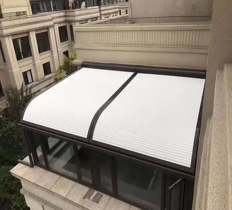 外遮阳卷帘窗